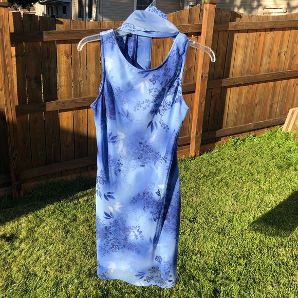 Maurices Dresses & Skirts - Maurice’s blue floral dress with scarf Sz Medium